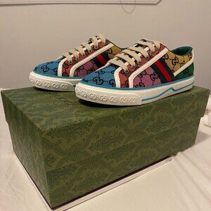 Gucci womens tennis sneakers SZ 38